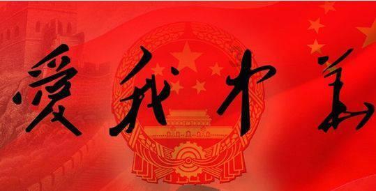 逃离废弃的卡车场